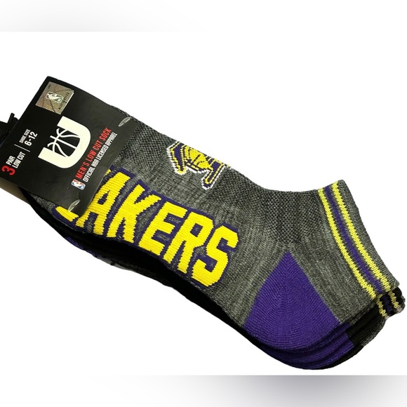 NBA Men’s Lakers Low Cut Athletic Socks 3 Pairs Shoe Size 6-12 New NWT G9MC807S - Picture 1 of 15